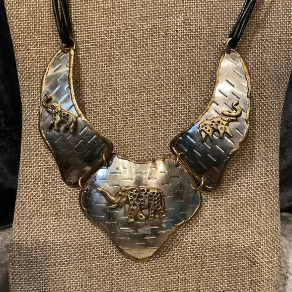 Vintage Elegante Gold and Silver Hinged Elephant Necklace - Picture 1 of 5